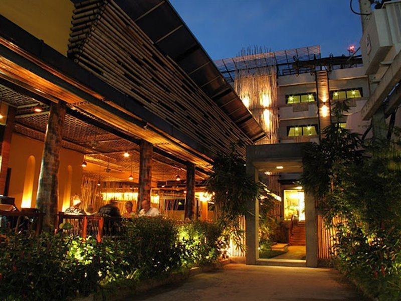 Bamboo House Phuket Hotel Karon Ngoại thất bức ảnh